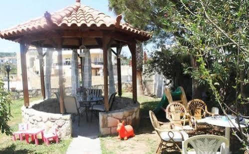 Yannis Pothoulakis Apartments Almirida Eksteriør billede